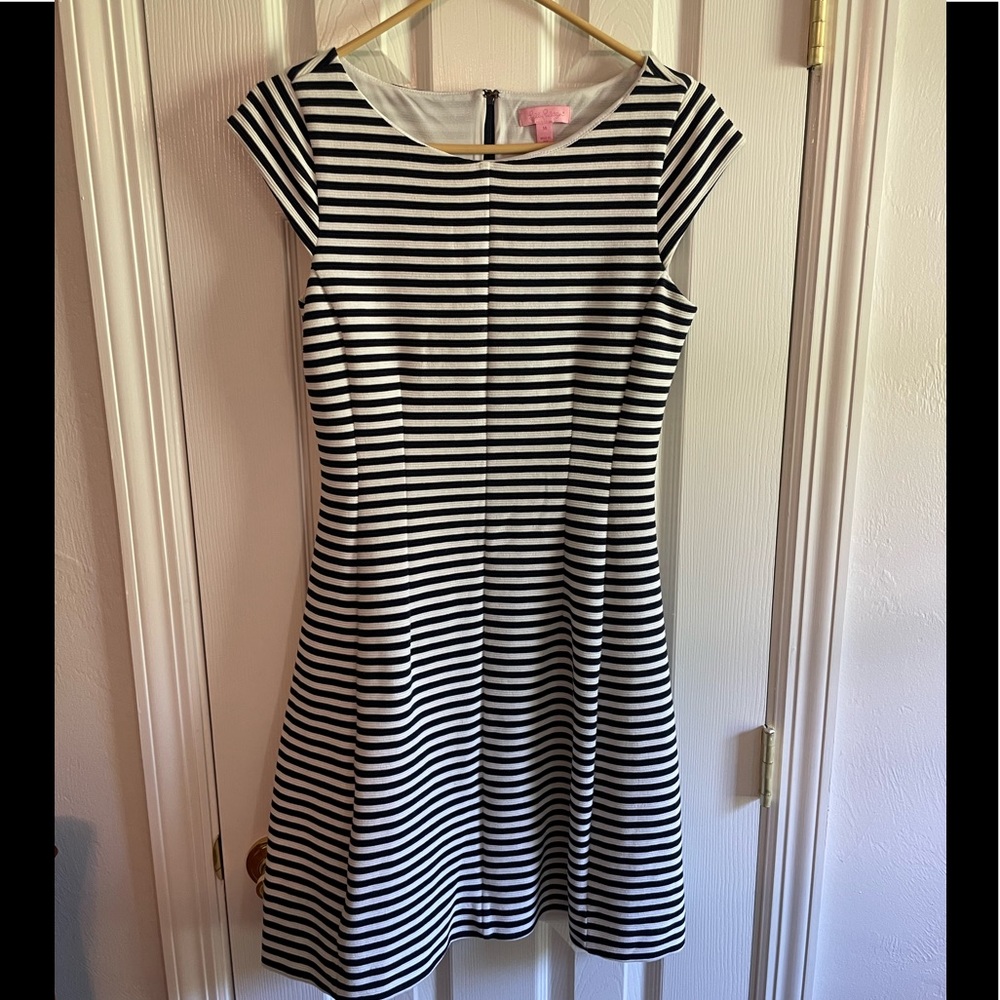 Lilly Pulitzer navy/white dress